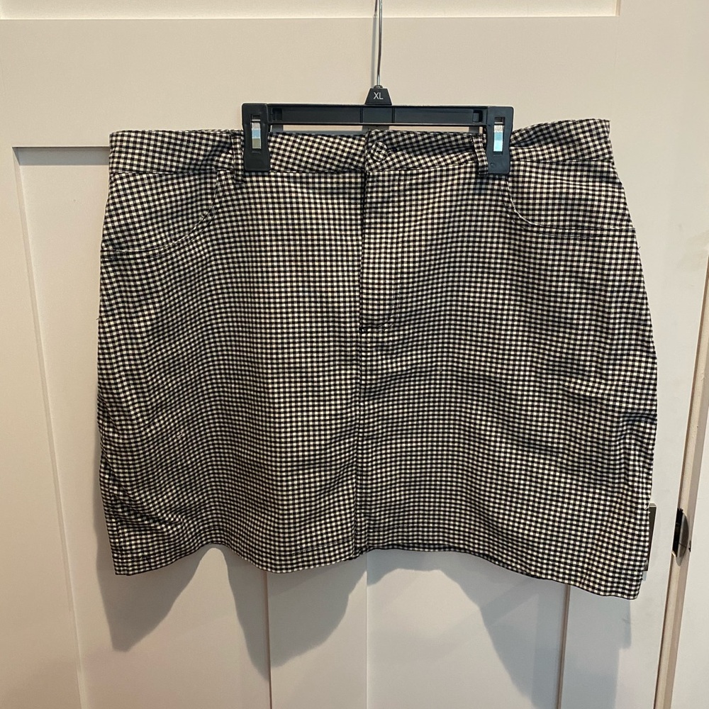 Black and White Zip Up Gingham Skirt
